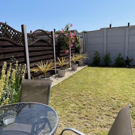 Contractor Accommodation Near Heathrow, Windsor Minutes From M4 Slough Buitenkant foto