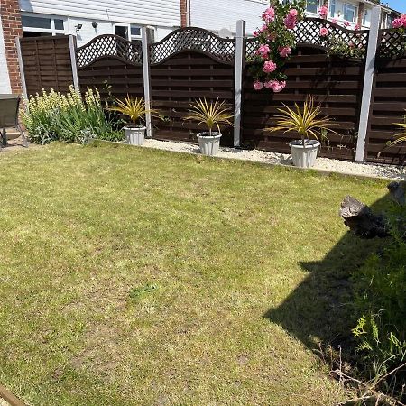 Contractor Accommodation Near Heathrow, Windsor Minutes From M4 Slough Buitenkant foto