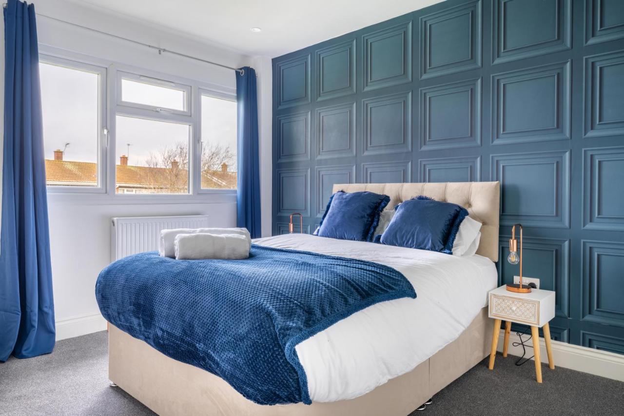 Contractor Accommodation Near Heathrow, Windsor Minutes From M4 Slough Buitenkant foto