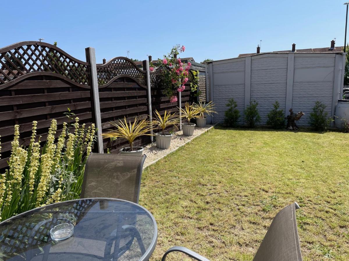 Contractor Accommodation Near Heathrow, Windsor Minutes From M4 Slough Buitenkant foto