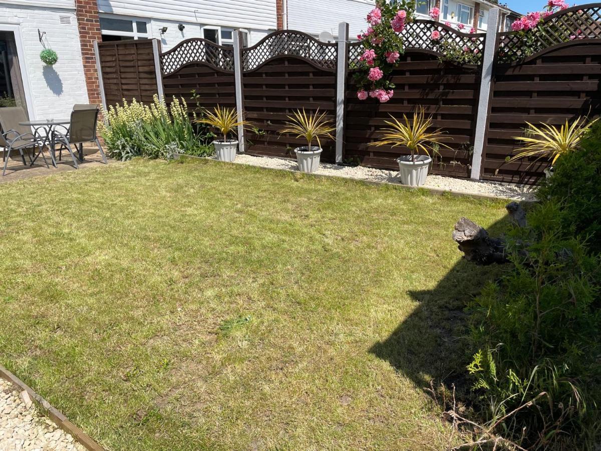 Contractor Accommodation Near Heathrow, Windsor Minutes From M4 Slough Buitenkant foto